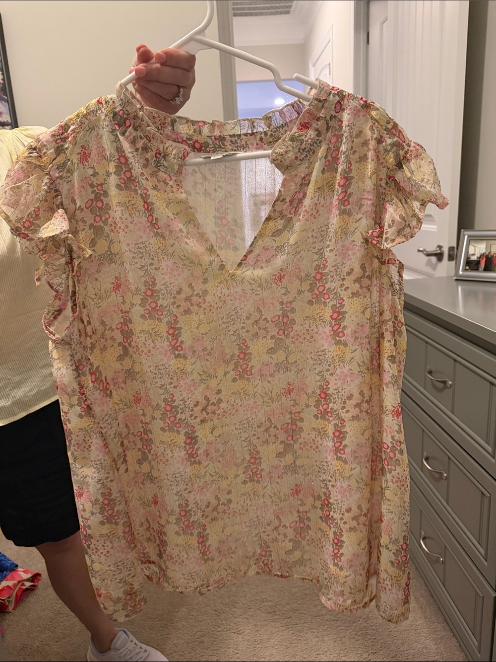 Women’s Floral Flutter-Sleeve Blouse - Cream & Pink. Lucky brand